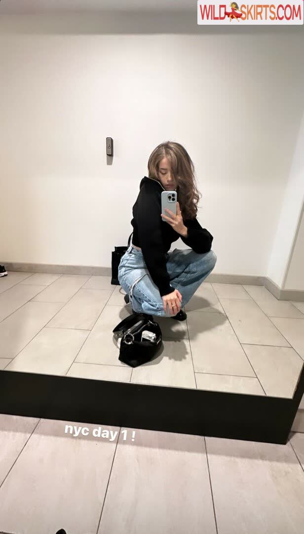 Pokimane / pokimanelol / pokinaneonlyfan nude OnlyFans, Instagram leaked photo #10