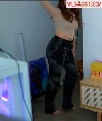 Pokimane / pokimanelol / pokinaneonlyfan nude OnlyFans, Instagram leaked photo #1