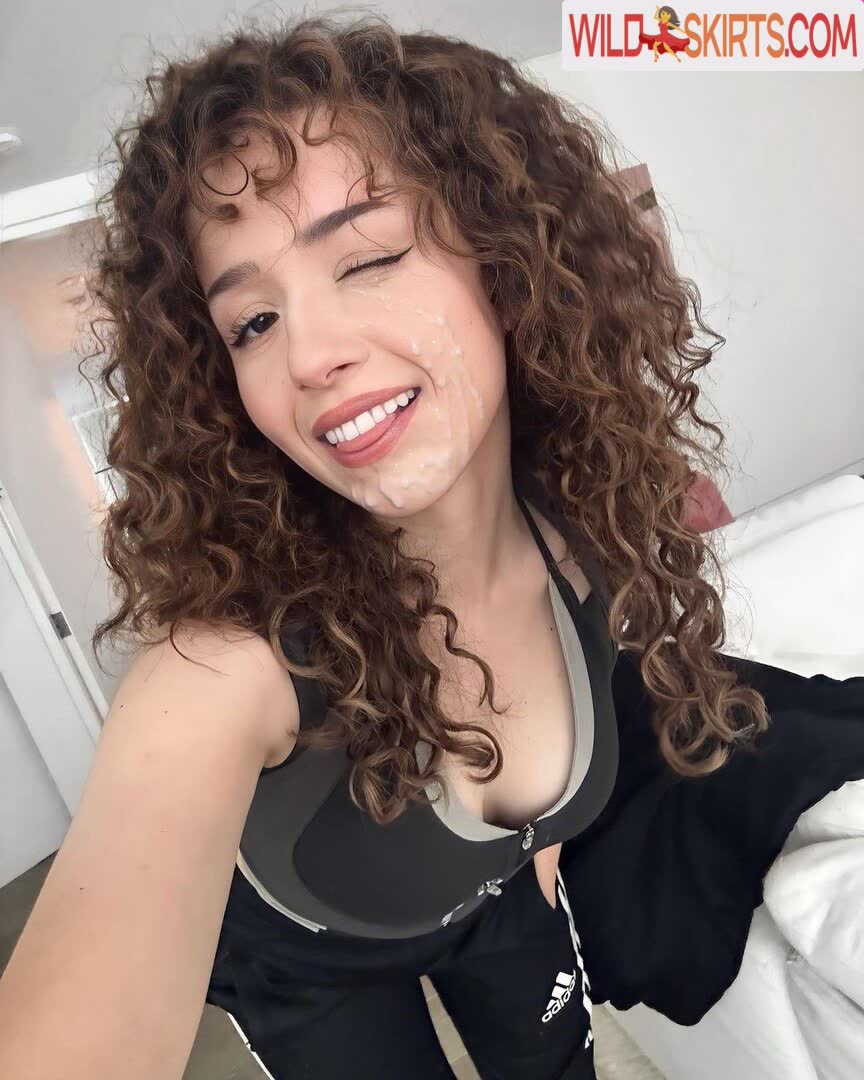 Pokimane / pokimanelol / pokinaneonlyfan nude OnlyFans, Instagram leaked photo #4