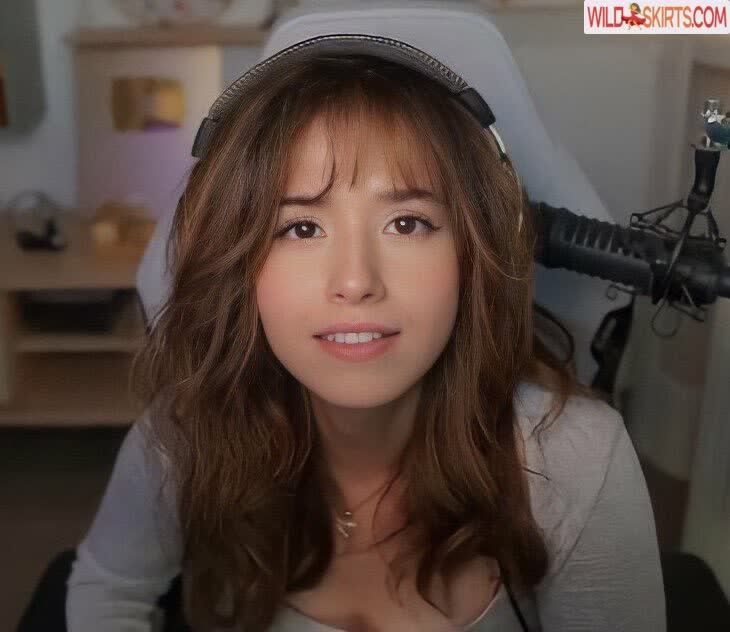 Pokimane / pokimanelol / pokinaneonlyfan nude OnlyFans, Instagram leaked photo #21