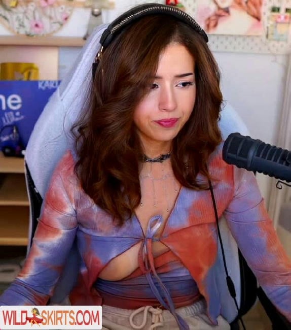 Pokimane / pokimanelol / pokinaneonlyfan nude OnlyFans, Instagram leaked photo #780