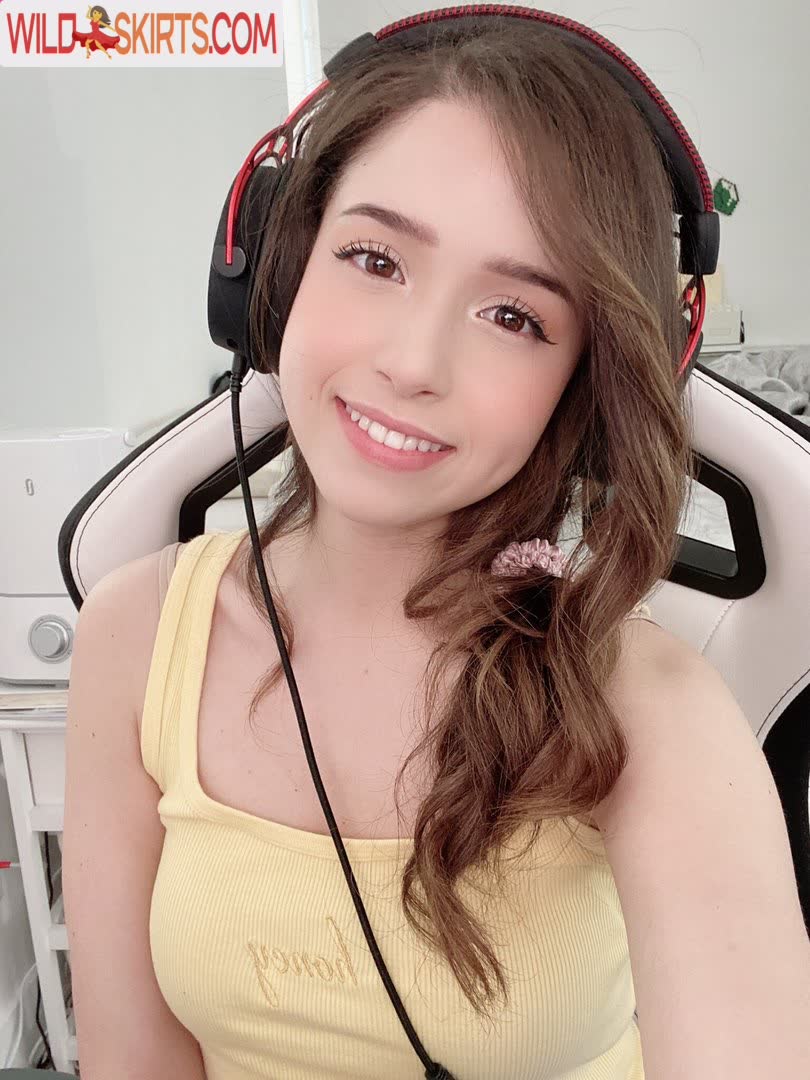 Pokimane / pokimanelol / pokinaneonlyfan nude OnlyFans, Instagram leaked photo