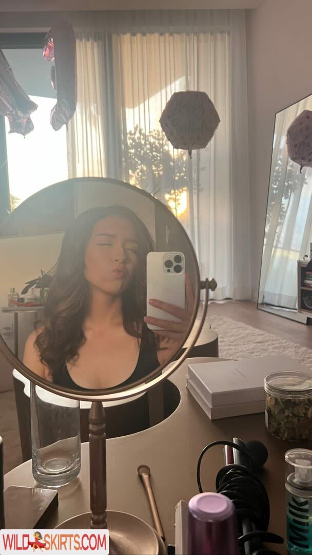 Pokimane / pokimanelol / pokinaneonlyfan nude OnlyFans, Instagram leaked photo #22