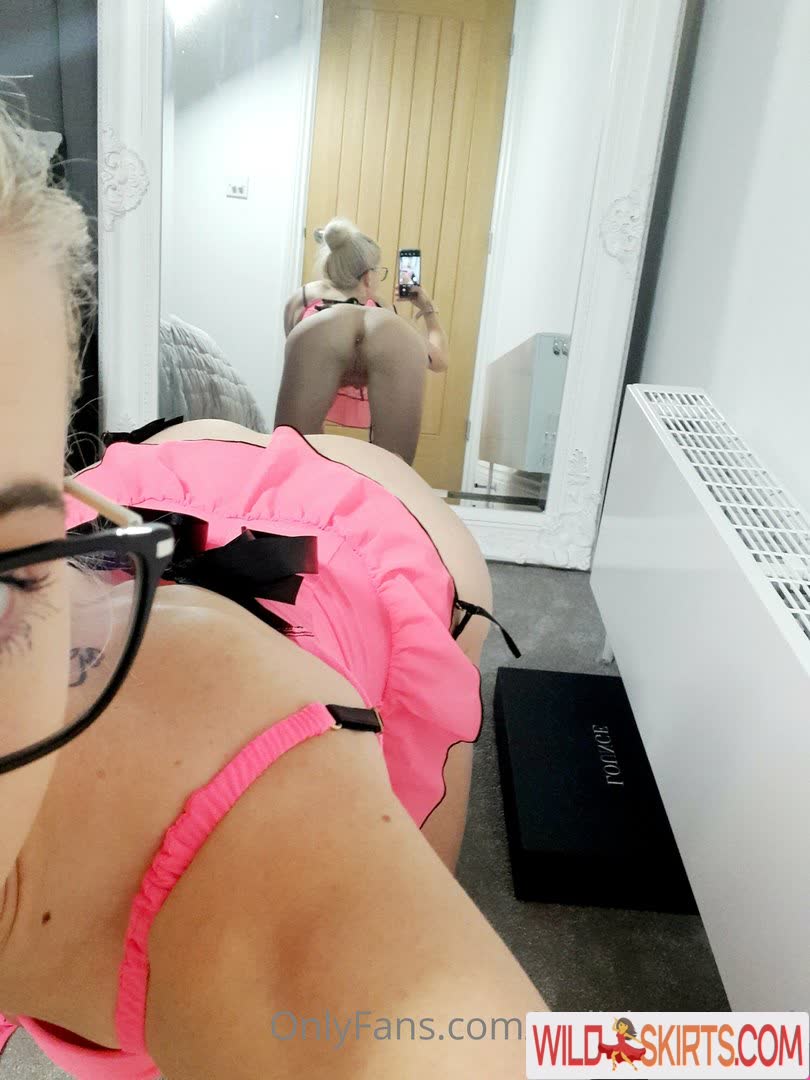 Polishmamauk / polishmamauk nude OnlyFans leaked photo #1