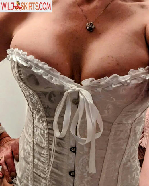 Polly Anna / pollythemilf nude OnlyFans, Instagram leaked photo #43