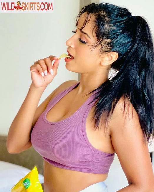 Pooja Bhalekar / PoojaBofficial / ipoojabhalekar nude Instagram leaked photo #108