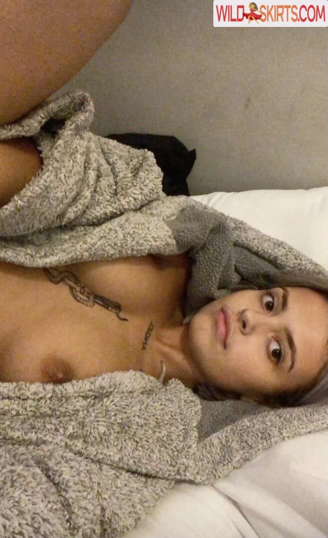 Poppinmolly04 nude leaked photo #16