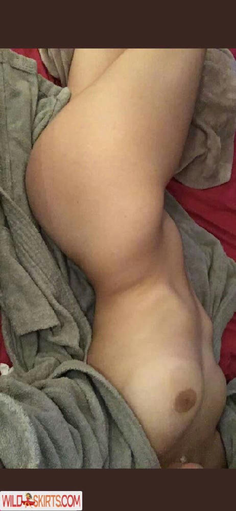 Poppinmolly04 / poppinmolly04 nude OnlyFans leaked photo #19