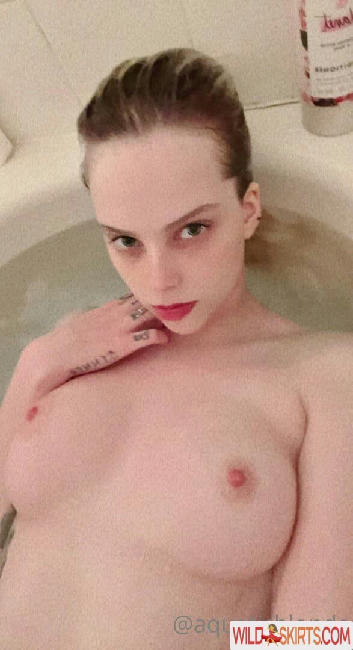 porcelainblues / aquaticblonde nude OnlyFans leaked photo #25