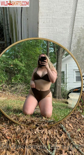 porcelainpiggiesff / porcelainmilkbottle / porcelainpiggiesff nude OnlyFans, Instagram leaked photo #56