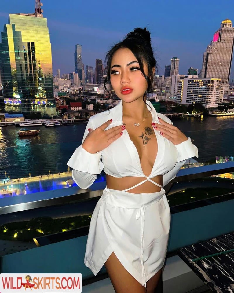 Praew Phatcharin / phatcharin22 / ppraew_pp22 nude OnlyFans, Instagram leaked photo #7