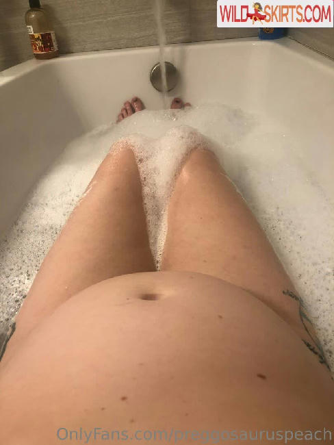 preggosauruspeach / preggosauruspeach / priscillaagrace_ nude OnlyFans, Instagram leaked photo #3