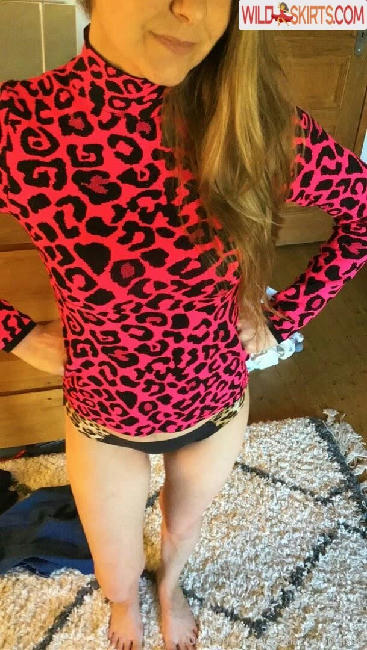 pregnant-step-sister / lillyjbennett / pregnant-step-sister nude OnlyFans, Instagram leaked photo #24