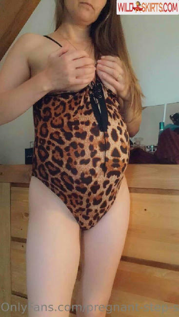 pregnant-step-sister / lillyjbennett / pregnant-step-sister nude OnlyFans, Instagram leaked photo #138