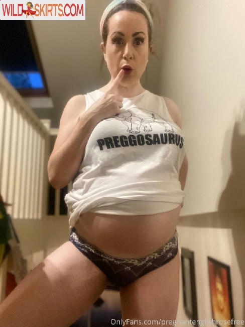 pregnantenglishrosefree / littleredridinginthe_hood / pregnantenglishrosefree nude OnlyFans, Instagram leaked photo #16