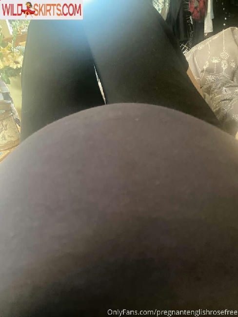 pregnantenglishrosefree / littleredridinginthe_hood / pregnantenglishrosefree nude OnlyFans, Instagram leaked photo #18