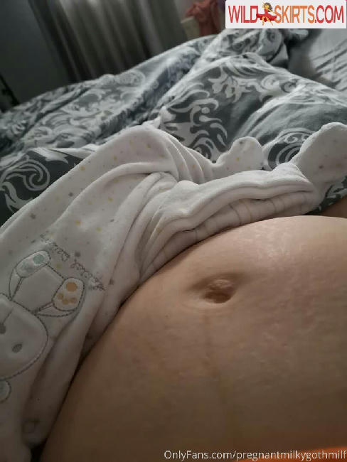 pregnantgothmama nude OnlyFans leaked photo #13