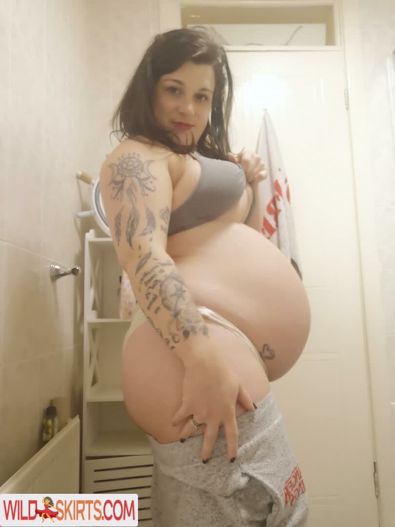 Pregnantmamamsalicefury nude leaked photo #22