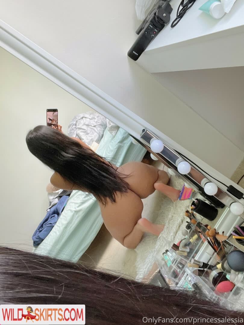 Princessalessia nude leaked photo #4