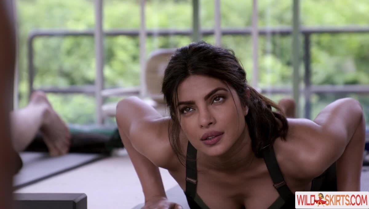 Priyanka Chopra nude leaked photo #32