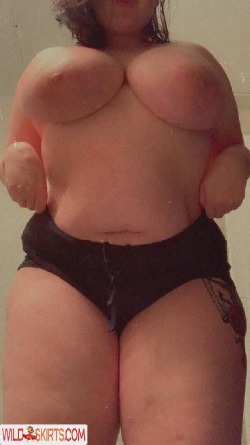 PupgirlVeronika / manicpizzadreamgirl nude Instagram leaked photo #71
