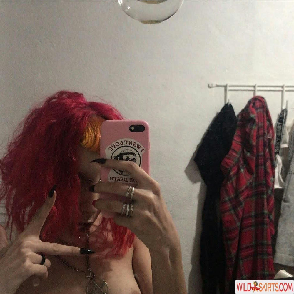 Putas Punk / putaspunk / trashglir nude Instagram leaked photo #2