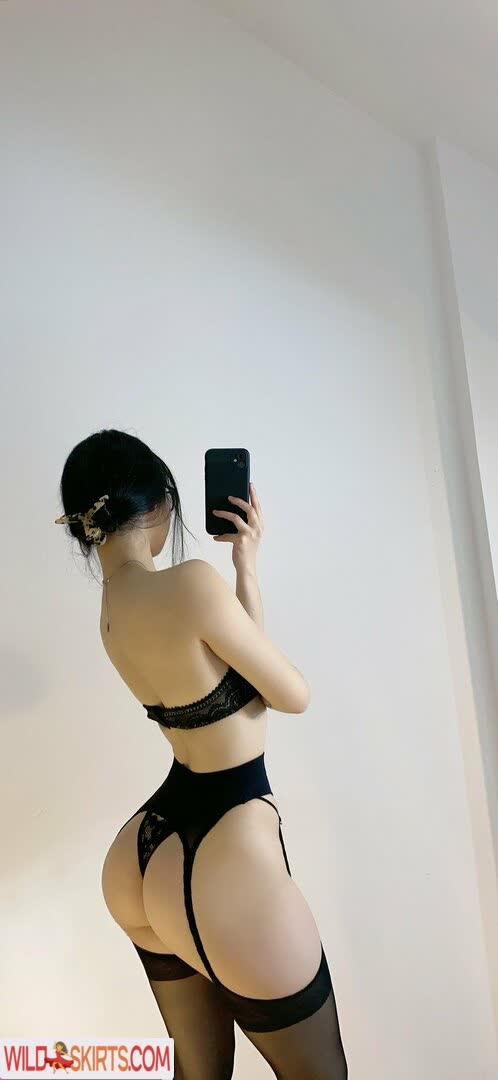 QiaoniuTT / qiaoniutt / 俏妞 nude Instagram leaked photo #15