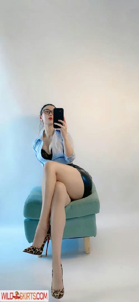 QiaonniuTT / QianniuTT / qiaoxint nude Instagram leaked photo #23
