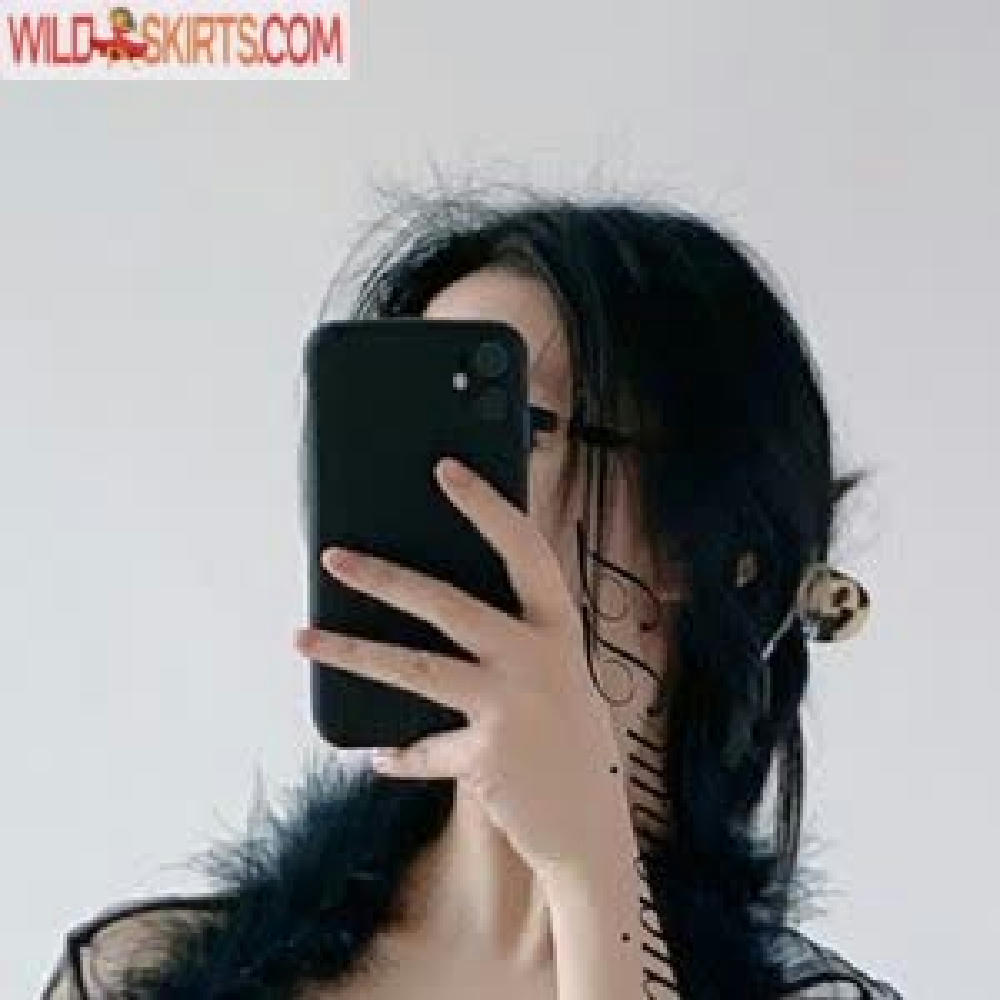 QiaonniuTT / QianniuTT / qiaoxint nude Instagram leaked photo #74
