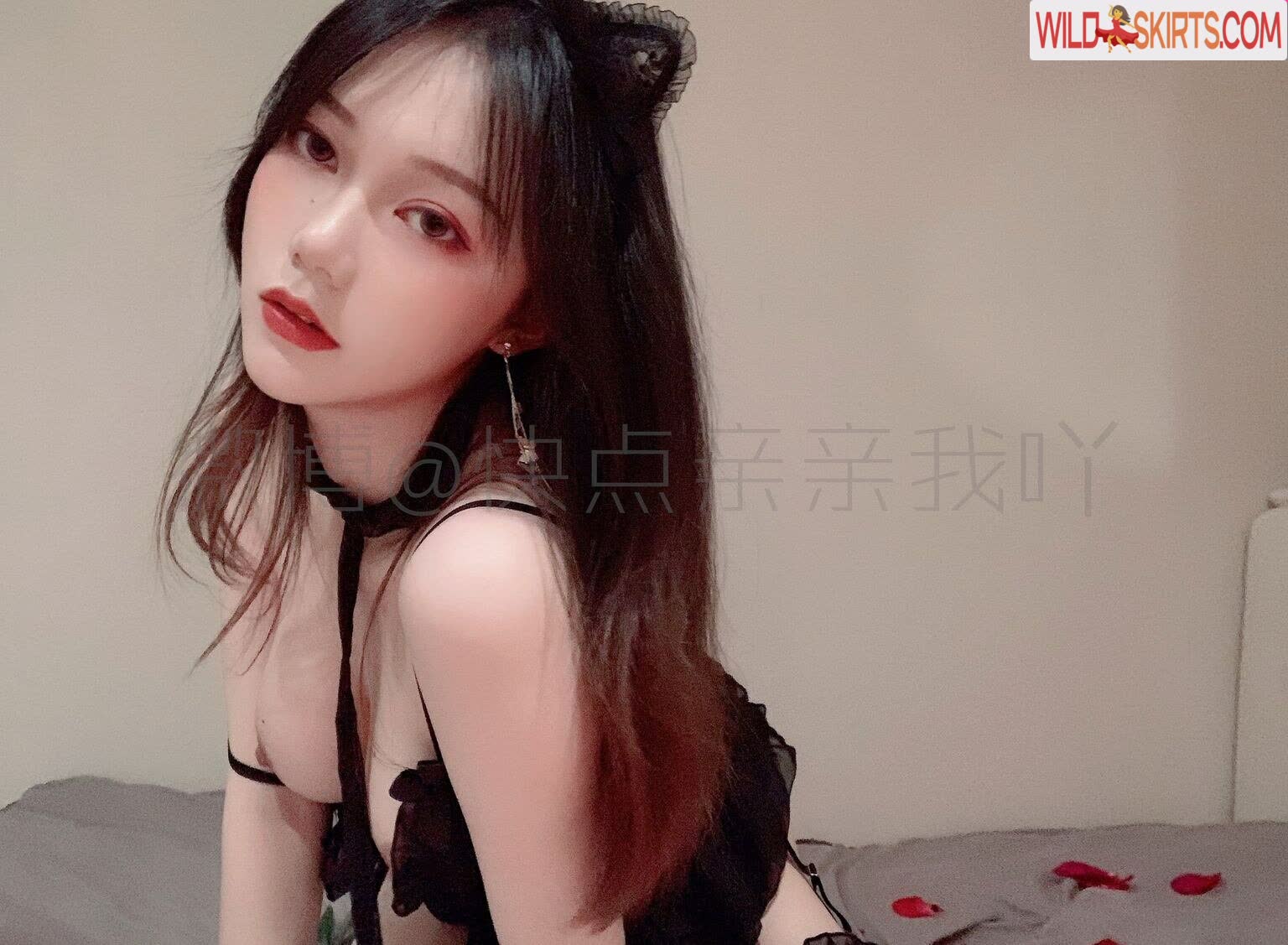 Qinqinwoya / Mofaqiuqiu / qinqinwoya / 快点亲亲我吖 nude Instagram leaked photo #12