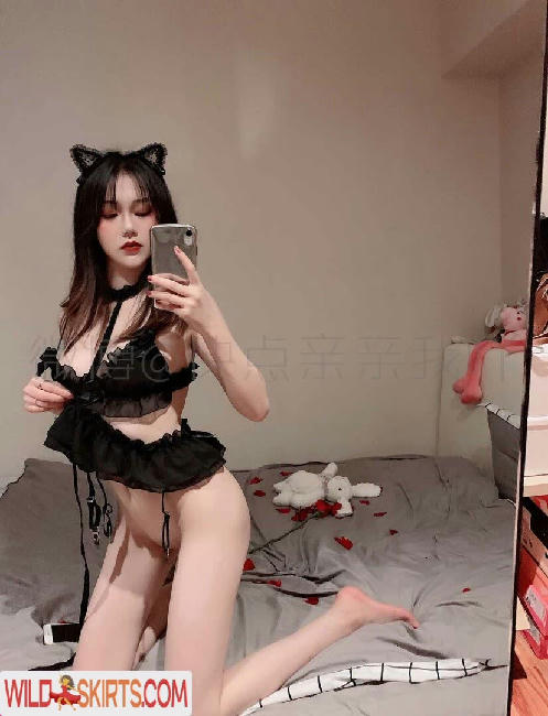 Qinqinwoya / Mofaqiuqiu / qinqinwoya / 快点亲亲我吖 nude Instagram leaked photo #10