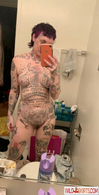 Quad_awful nude leaked photo #3