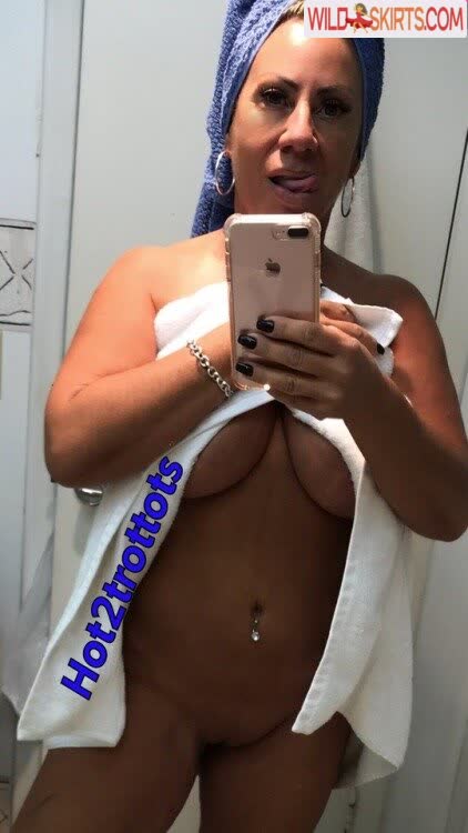 Queen Tots / Hottotrottots nude OnlyFans, Instagram leaked photo