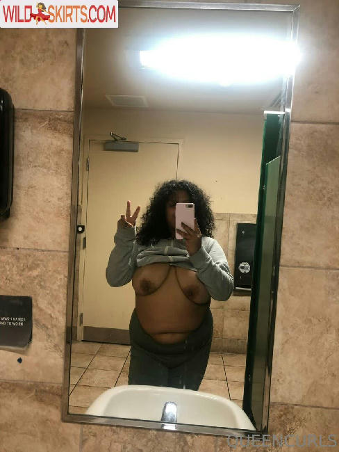 queencurls / queencurls / queencurlsofficial / satanicurls nude OnlyFans, Instagram leaked photo #127