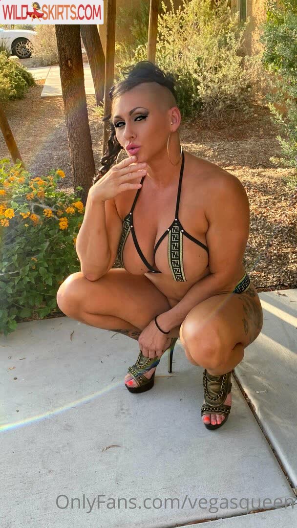 Queenkarma69 / vegasqueen nude OnlyFans leaked photo #5