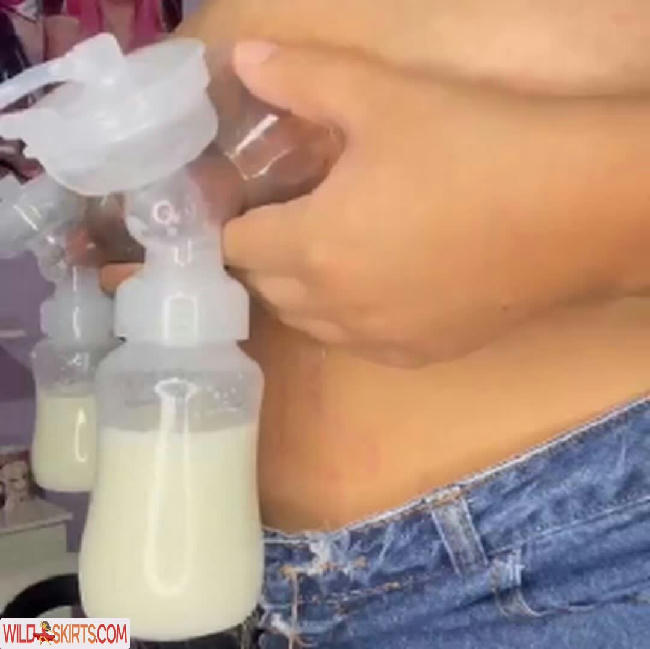 Queenofmilk / Colombian Milk Goddess / Nathy / nathyb276 / queenofmilk06 nude OnlyFans, Instagram leaked photo #10