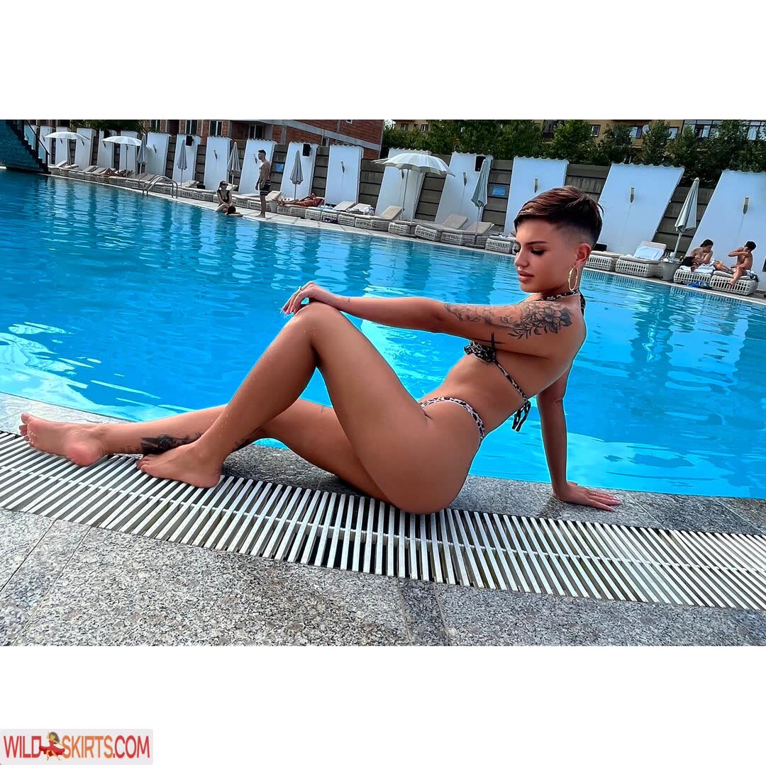 r.ra13 / Raluca Raduta / r.ra13 / r.ra13_ nude OnlyFans, Instagram leaked photo #1