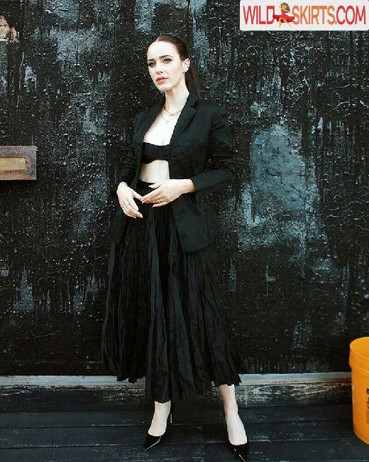 Rachel Brosnahan / Marvelous Mrs. Maisel / rachelbrosnahan nude Instagram leaked photo #26