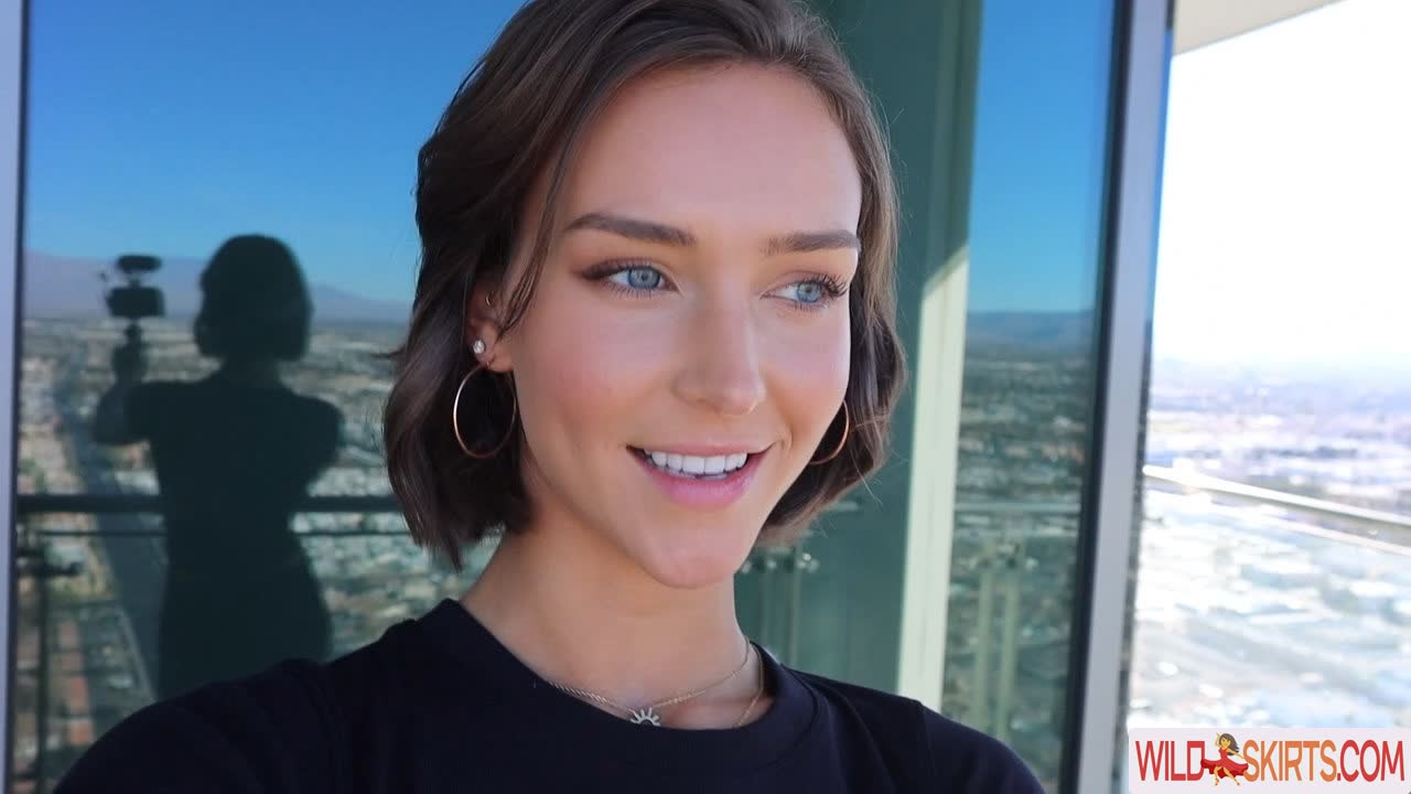 Rachel Cook / nirvanamagazine / rachelc00k / rachelcook nude OnlyFans, Patreon, Instagram leaked photo