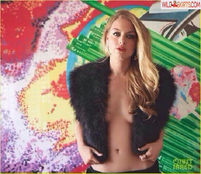 Rachel Skarsten / rachieskarsten nude Instagram leaked photo #21