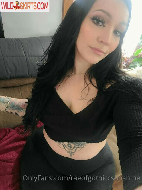 raeofgothiccsunshine / deadgirl666 / raeofgothiccsunshine nude OnlyFans, Instagram leaked photo #7