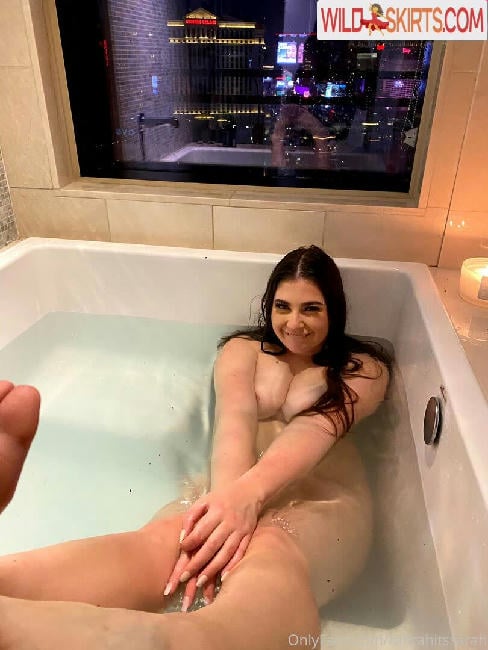 rahrahitssarah / rahrahitssarah / rawrawitssarah nude OnlyFans, Instagram leaked photo #8