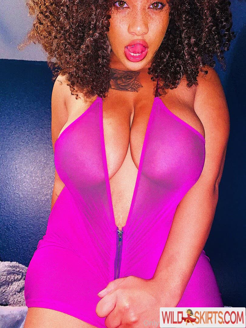 raynellemariah / raynellemariah / rayniemarie nude OnlyFans, Instagram leaked photo #21