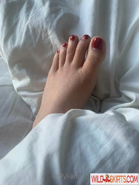 redtoesasian / redstaroverasia / redtoesasian nude OnlyFans, Instagram leaked photo #17