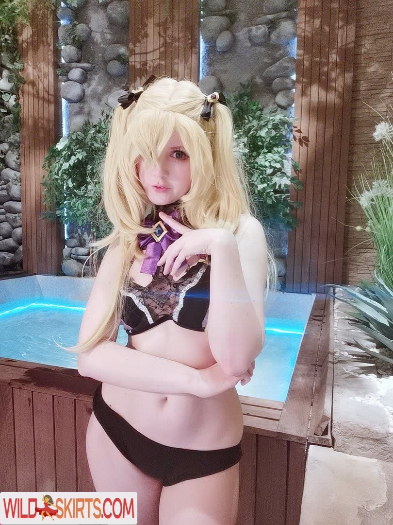 _riliane / Riliane / _riliane / momorin.cos / wrappedindesire nude OnlyFans, Patreon, Instagram leaked photo #2