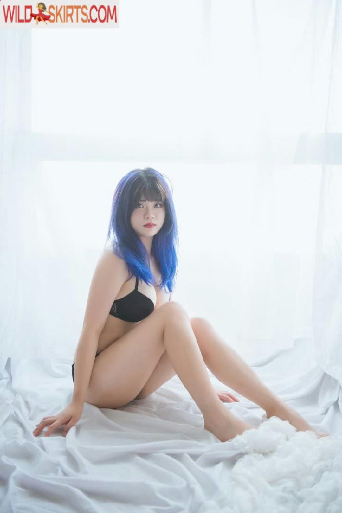 Rinsa Huang / rinsacode / rrrinsaaa nude Instagram leaked photo #2