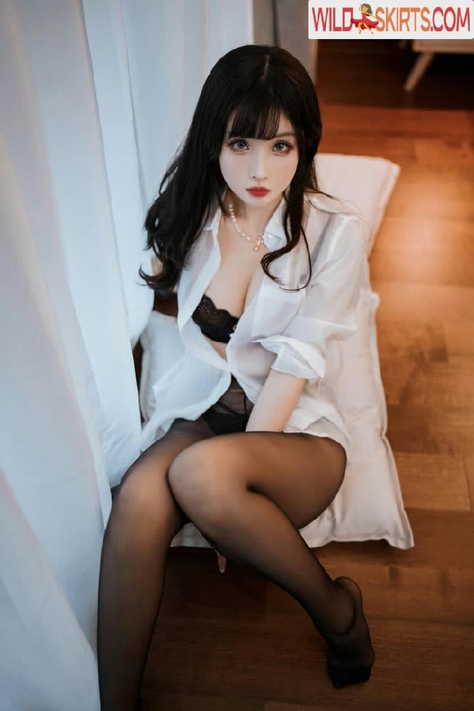 Rioko Cosplay / rioko041120 / rioko_cos nude Instagram leaked photo #16