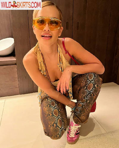 Rita Ora / ritaora / ritaoraeu nude Instagram leaked photo #350