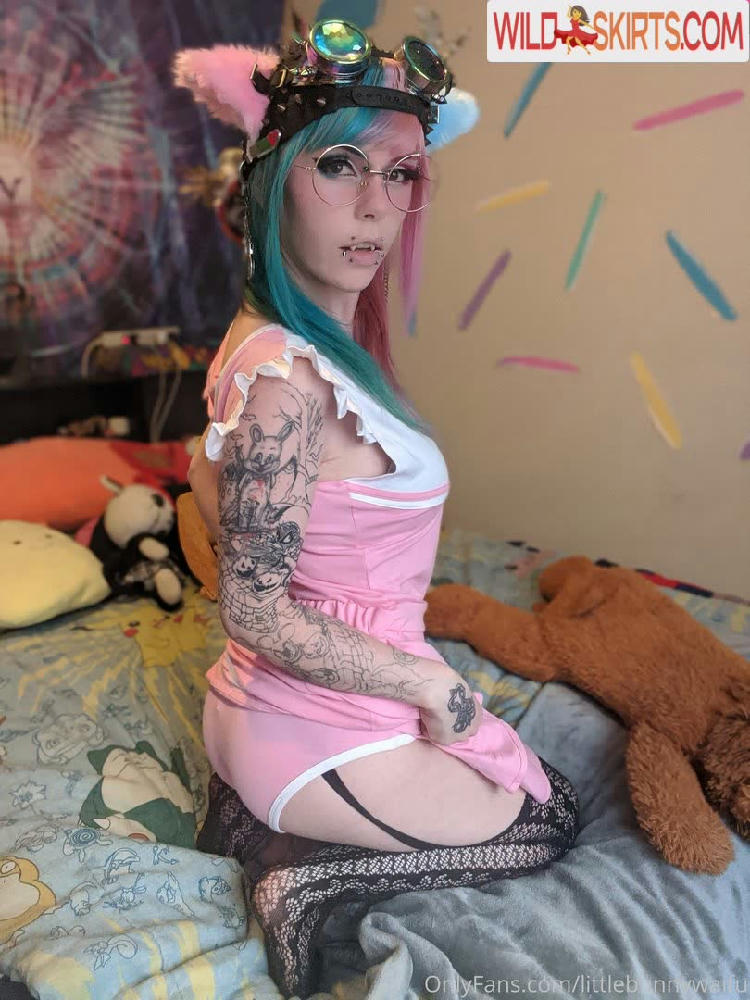 Roadkillinit / Lilbunnywaifu / littlebunnywaifu / roadkillinit nude OnlyFans leaked photo #15