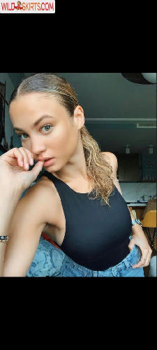 Rose Bertram / rose_bertram nude Instagram leaked photo #7